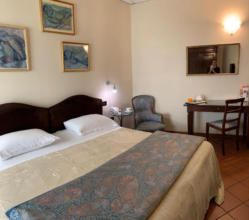 Hotel De Prati Ferrara Exteriör bild