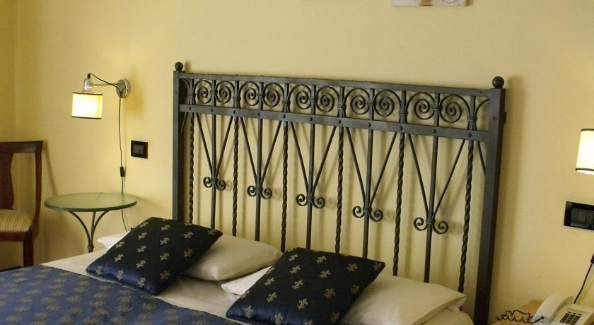 Hotel De Prati Ferrara Rum bild