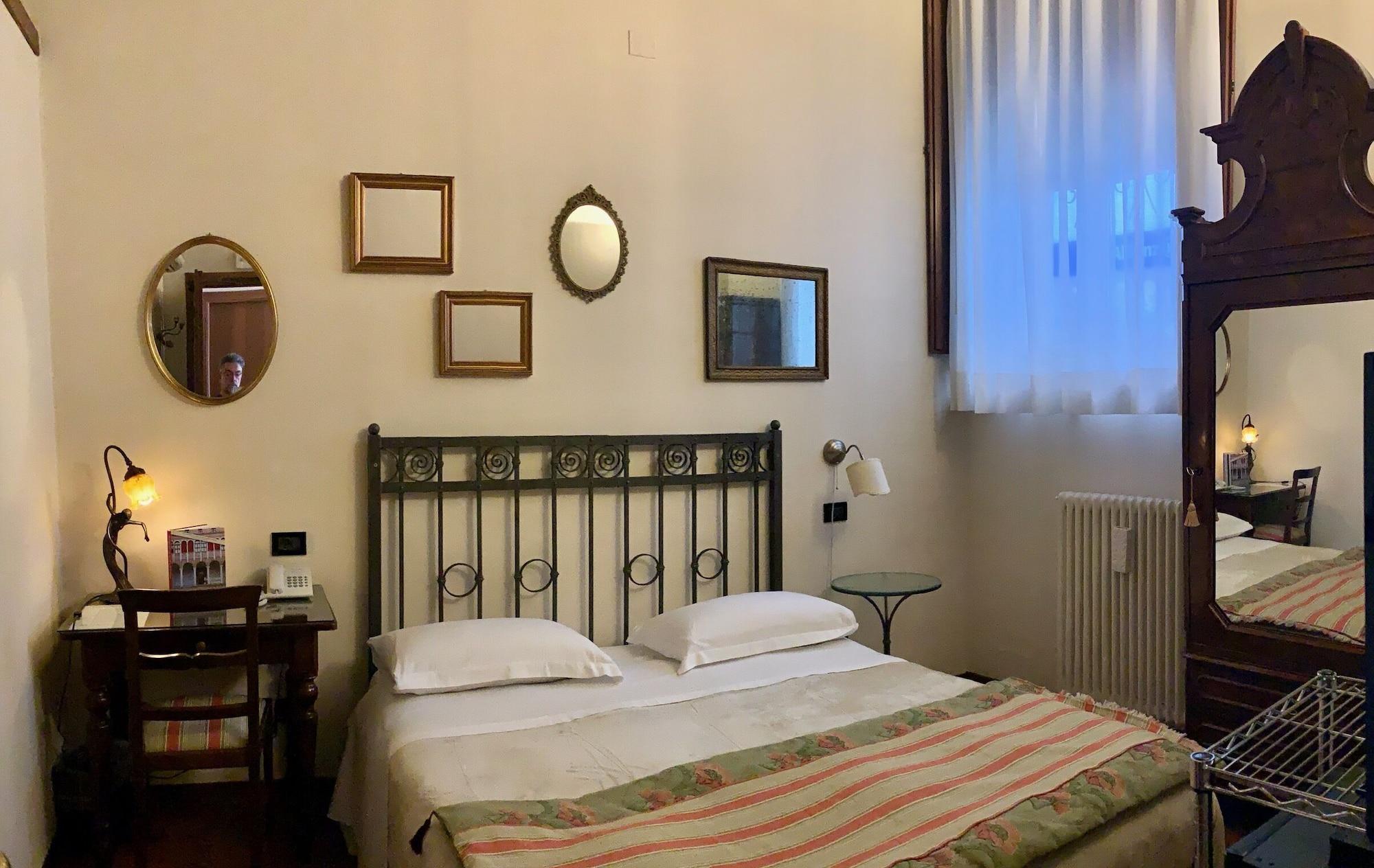Hotel De Prati Ferrara Exteriör bild