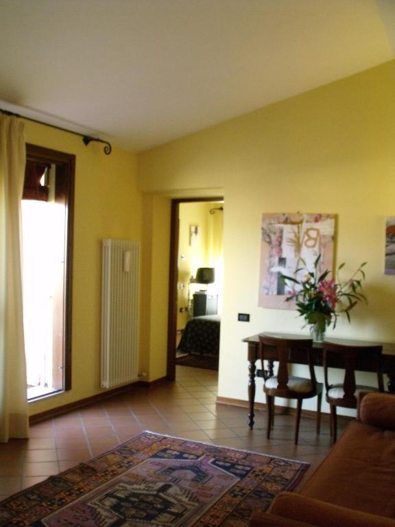 Hotel De Prati Ferrara Rum bild